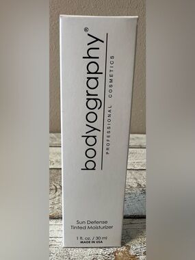 Bodyography Sun Defense Tinted Moisturizer - NIP
